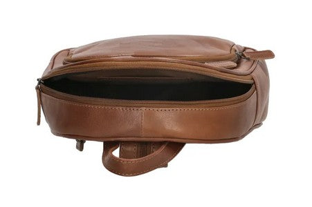 Rucksack aus Leder in Braun mit Reißverschluss und Vortasche - leder-accessoires.com