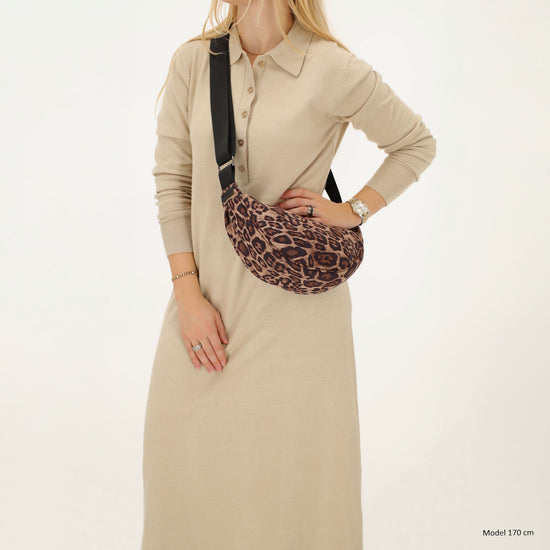 Leoparden Bodybag 39x18 cm – Trendige Animal Tasche - leder-accessoires.com
