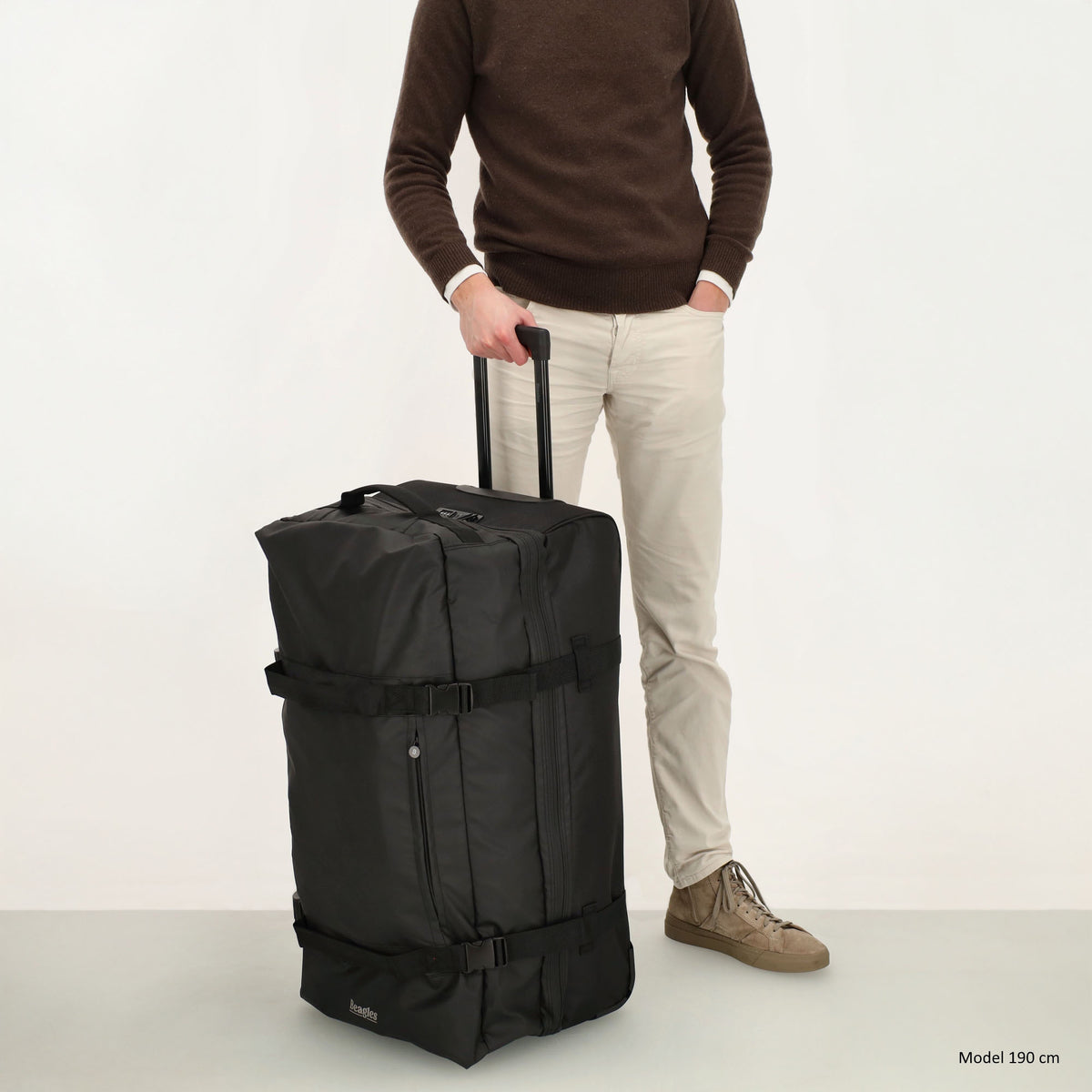 Reisetrolley 76cm 2-Rad in Schwarz aus wasserabweisendem Nylon - leder-accessoires.com