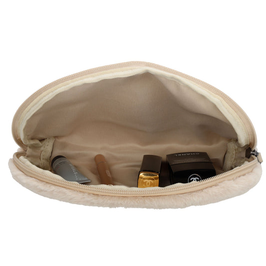 Cremefarbener Kosmetikbeutel 23x16,5cm aus weichem Kunstfell – kompakt & praktisch - leder-accessoires.com