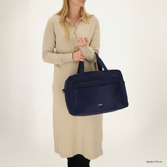 Reisetasche 41 x 28cm in Dunkelblau mit Aufsteckfunktion - leder-accessoires.com