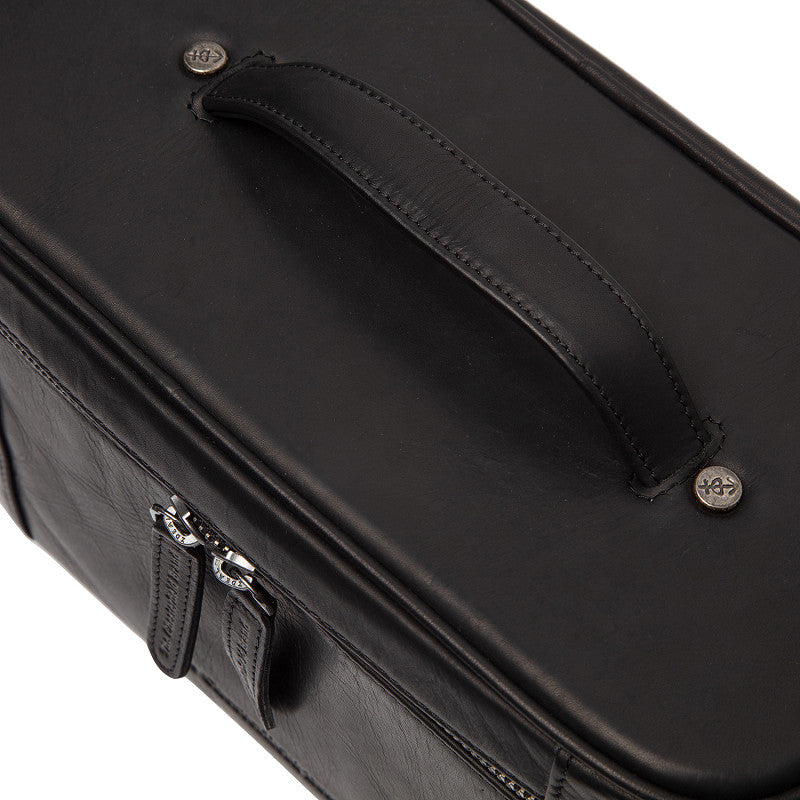 Kultur-| Kosmetiktasche 29x13x16cm in Schwarz aus Leder - leder-accessoires.com