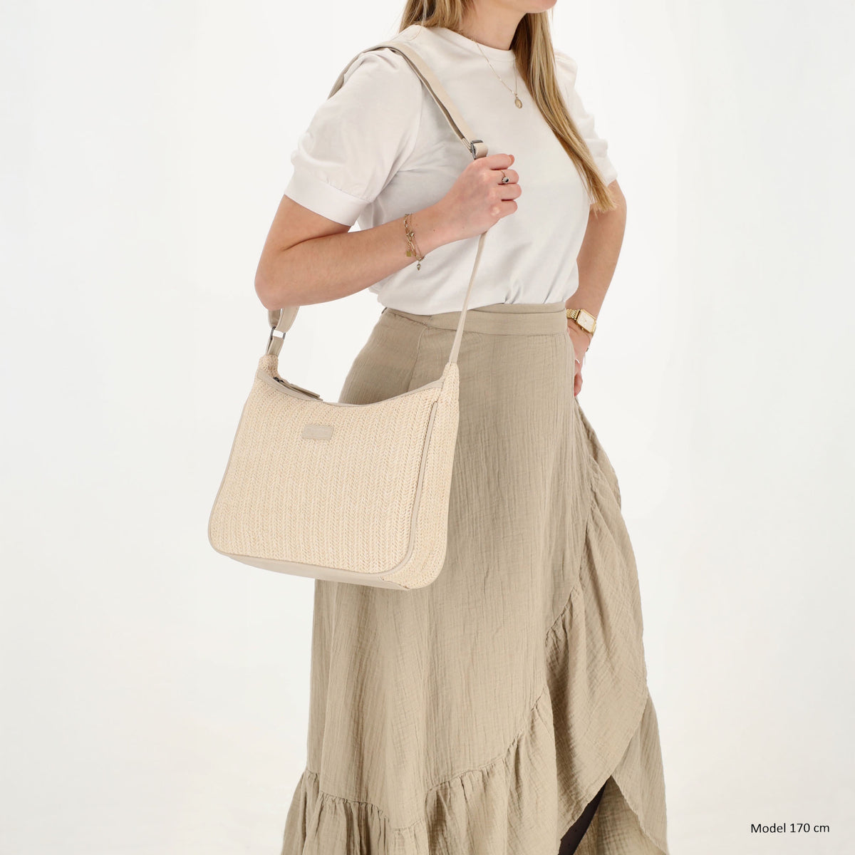 Schultertasche im Korbflecht-Design 30 x 27cm in Creme mit Reißverschluss - leder-accessoires.com