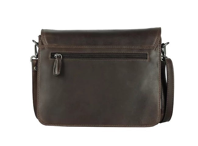 Umhängetasche aus Leder in Braun mit Überschlag - leder-accessoires.com