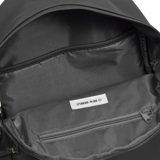 Rucksack 11L in Schwarz mit Vortasche - leder-accessoires.com