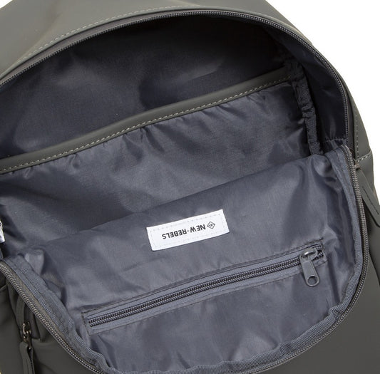 Rucksack 11L in Grau mit Vortasche - leder-accessoires.com