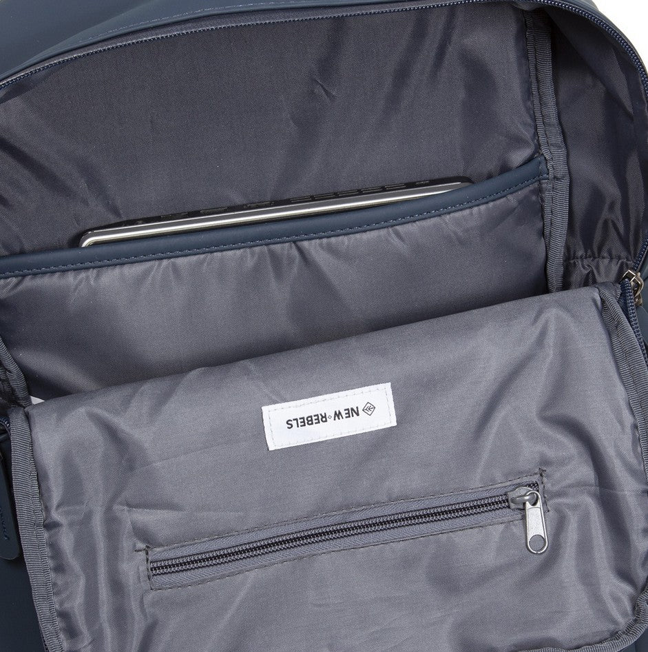Laptoprucksack 12L in Marine|Blau mit Kurzgriff als Tasche - leder-accessoires.com