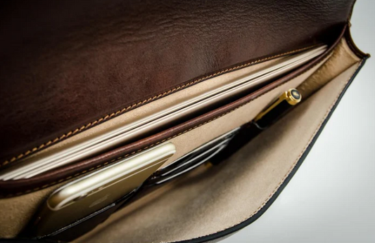 Aktentasche|Dokumentenmappe aus Leder in Braun - leder-accessoires.com